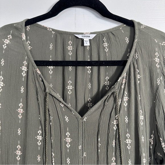 Sonoma sz L tunic top, green/white, crinkle fabric, v-neck, fall, casual - Picture 8 of 9